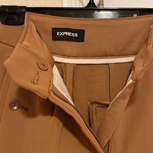 Womens trouser pants, never worn, medium